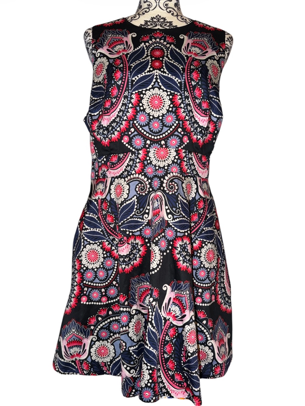 NWT Ricki’s Open Back Cutout Floral Sleeveless Fit &Flare 100% Cotton Mini Dress